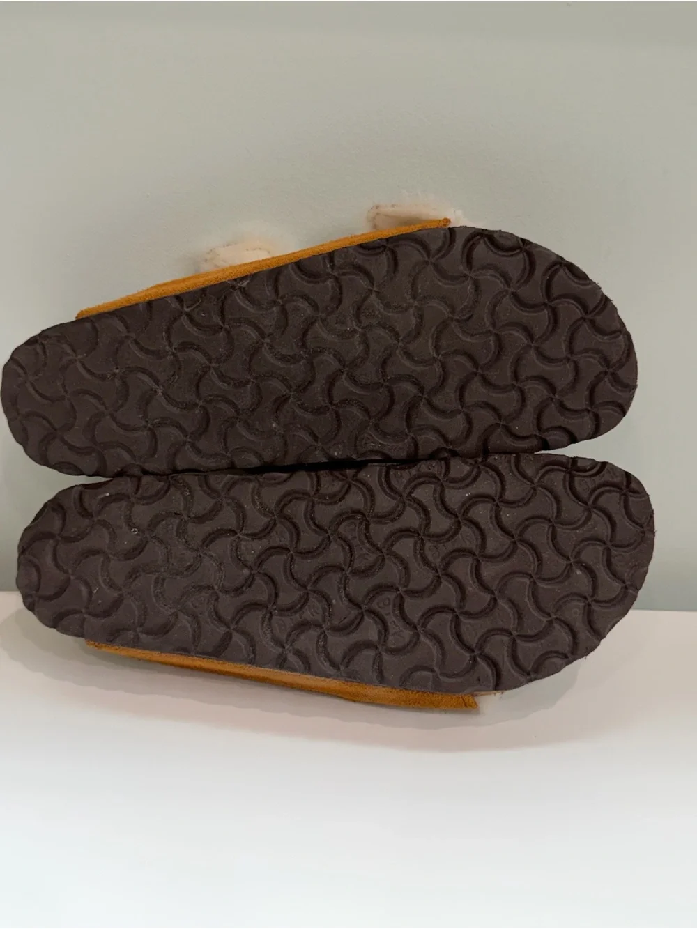 Birkenstock Arizona Shearling Fur Lined Suede EU 40 Chestnut Slip On Sandals